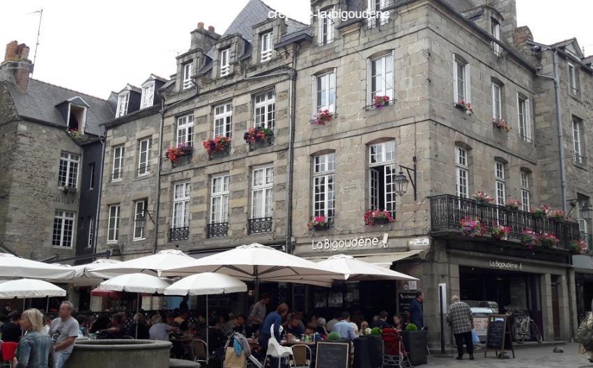 Eglantine Appartement Centre Historique De Dinan Exterior foto